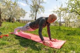 德州扑克高手始终在外面（德州扑克高手总在局外）