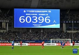 英雄联盟解说阵容调整引热议