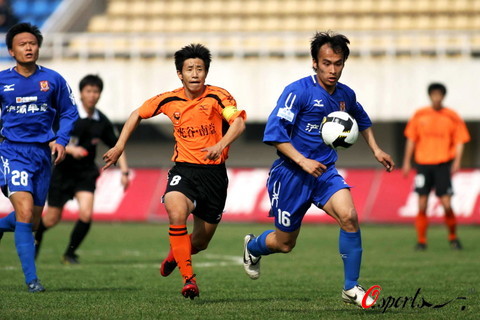 中的表现依 中的表现依