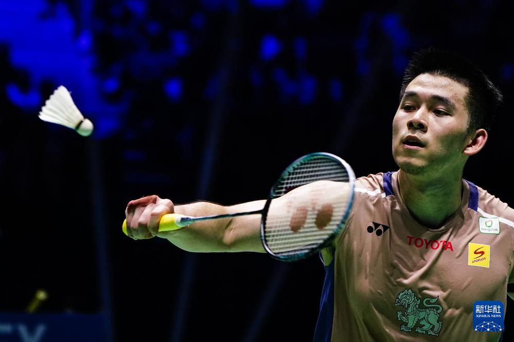 出息息相关 出息息相关