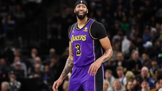 究竟谁能笑 究竟谁能笑